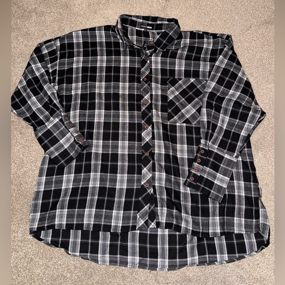 Fashion Nova Black and White Flannel
